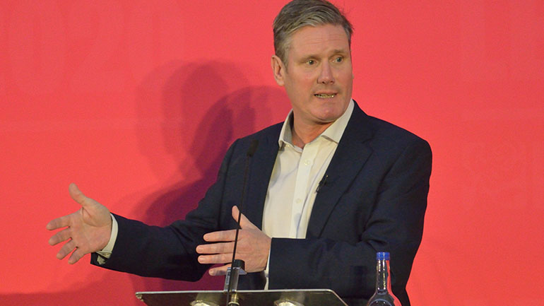 Ηγέτης της βρετανικής αντιπολίτευσης: «Καλά νέα» η παραίτηση του Τζόνσον